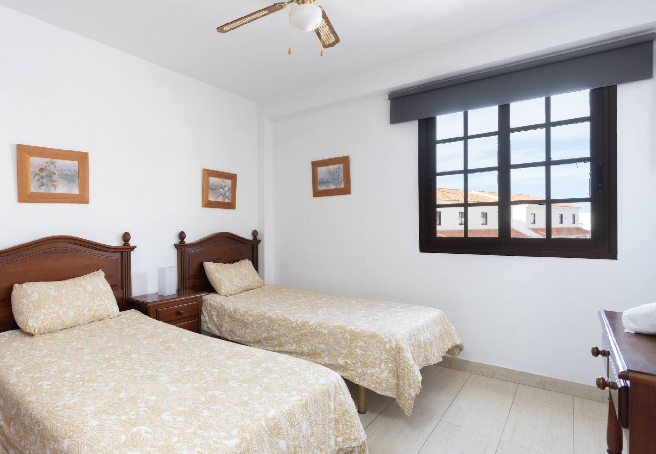 Apartamento en Arona - Trip Los  Cristianos  cerca de playa 
