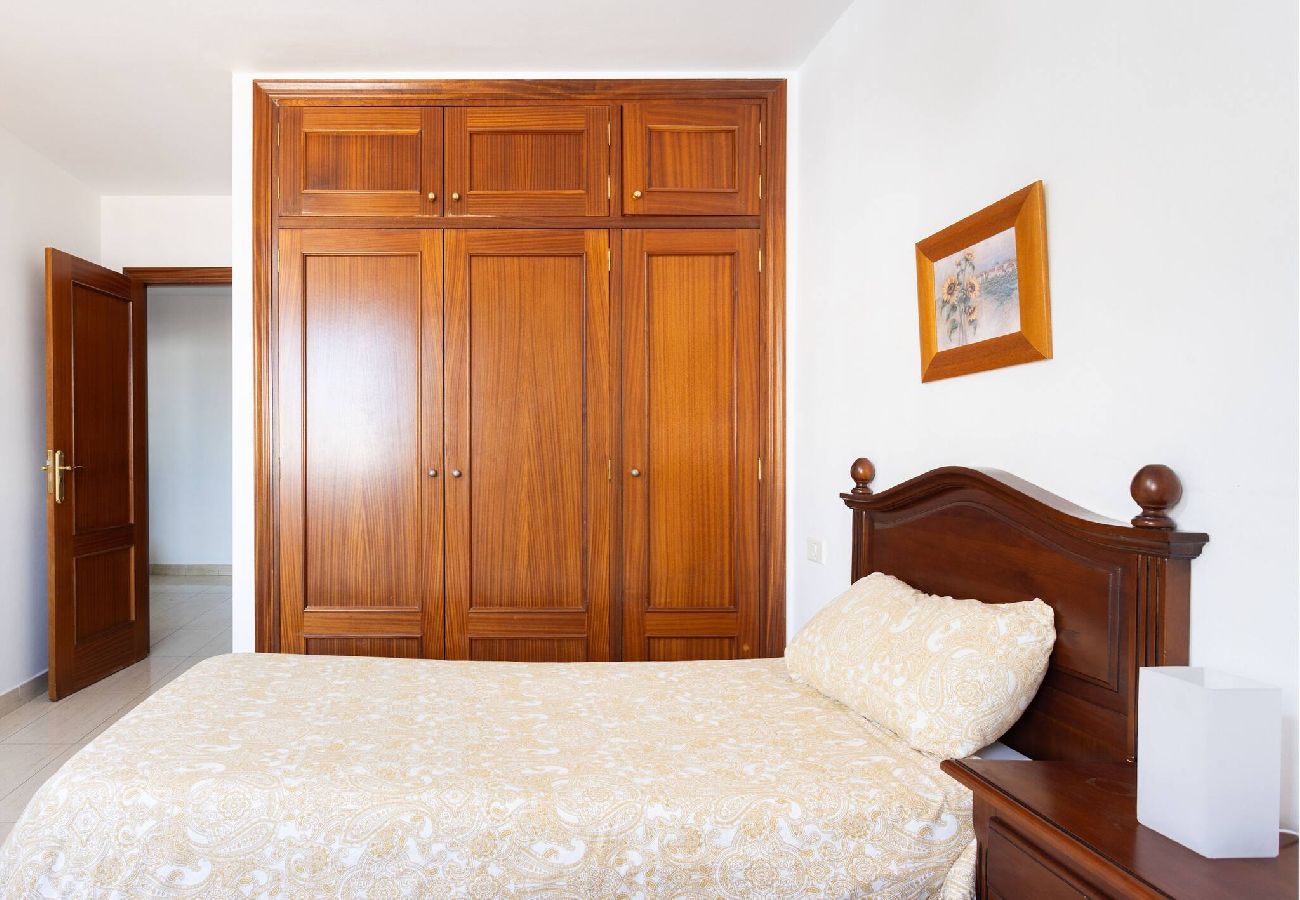 Apartamento en Arona - Trip Los  Cristianos  cerca de playa 