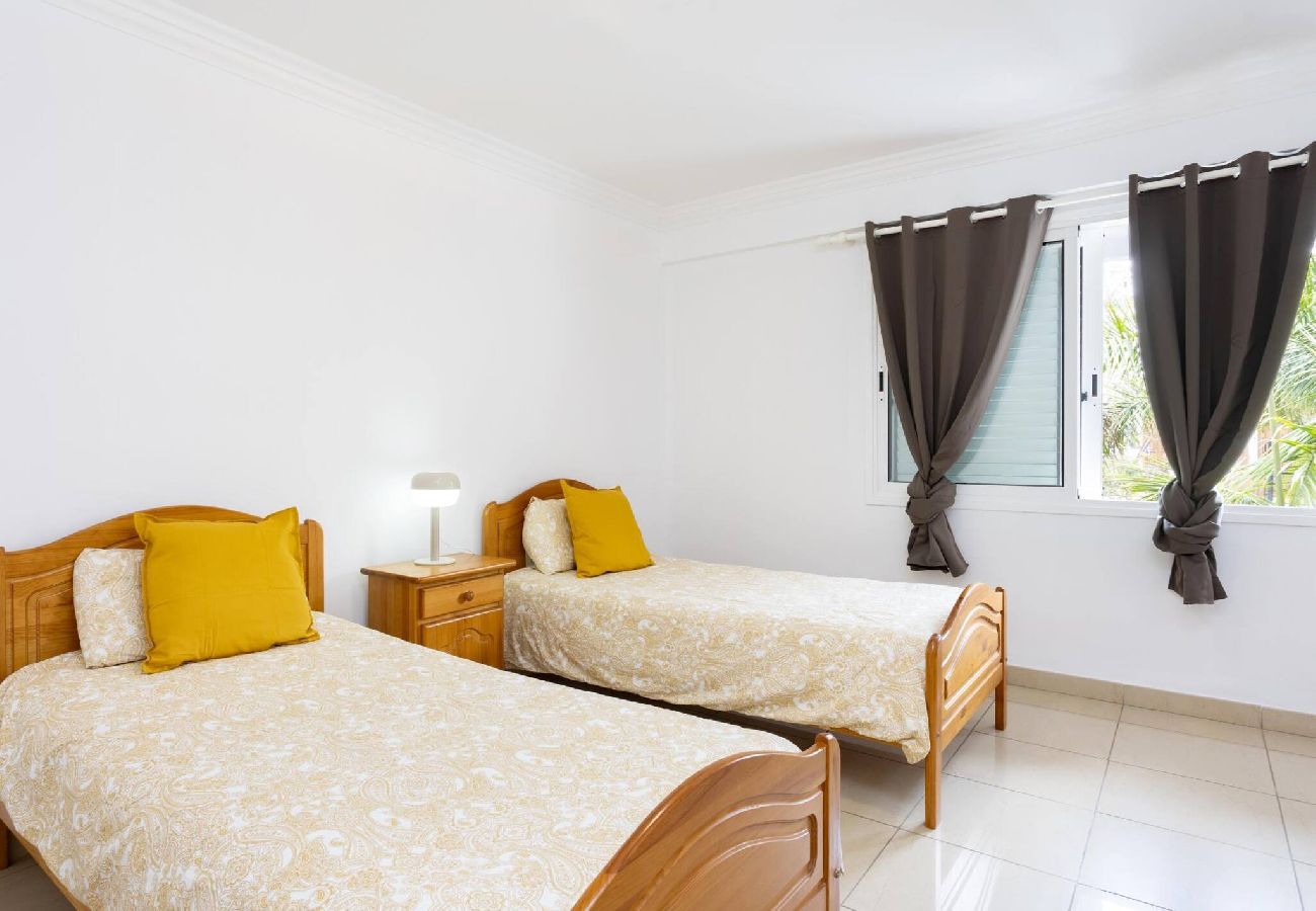 Apartamento en Arona - Trip Los Cristianos plaza 