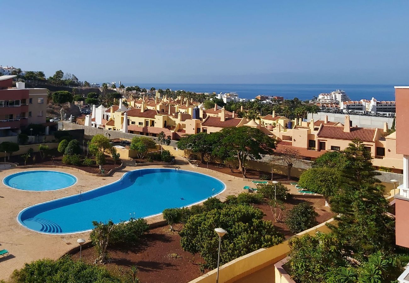 Apartamento en Costa Adeje - Live Costa Adeje Terraza y piscina 