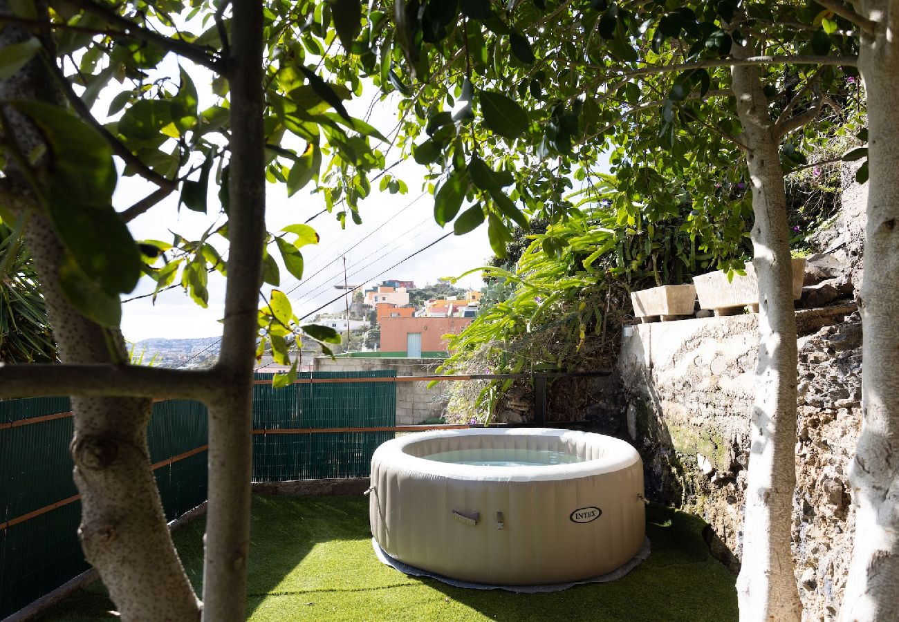 Villa en San Cristobal de La Laguna - Live Tata Casa con jardin y vistas 