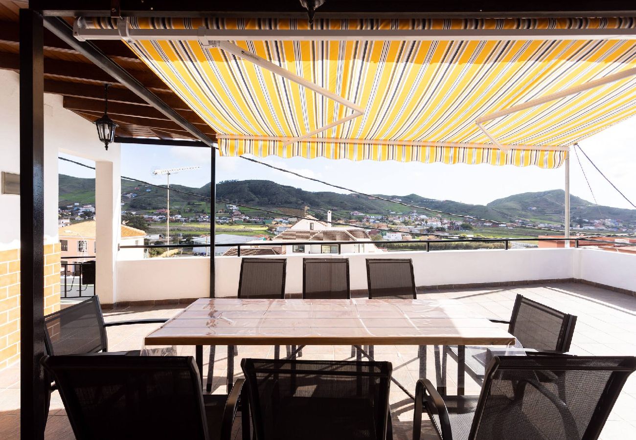 Villa en San Cristobal de La Laguna - Live Tata Casa con jardin y vistas 
