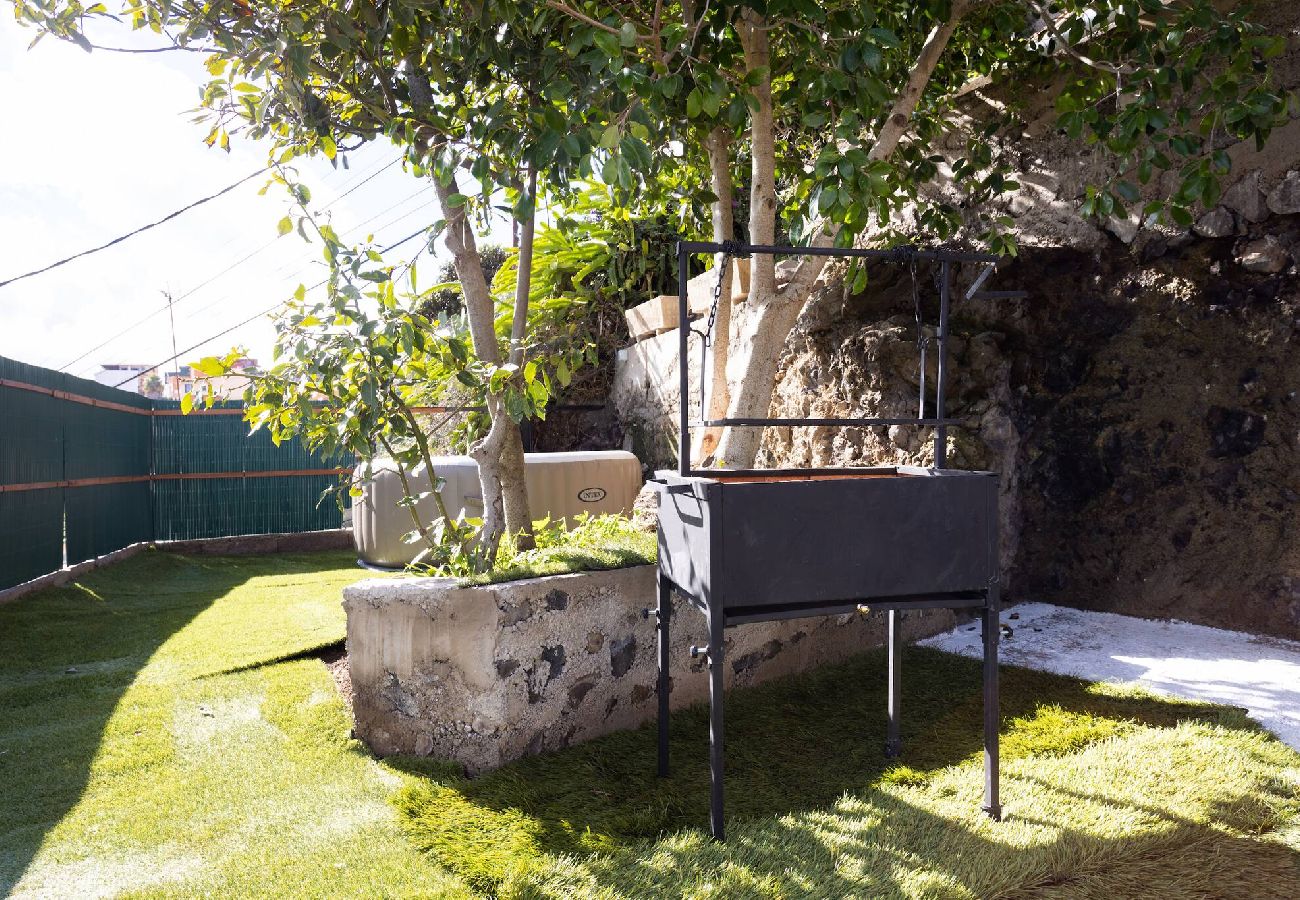 Villa en San Cristobal de La Laguna - Live Tata Casa con jardin y vistas 