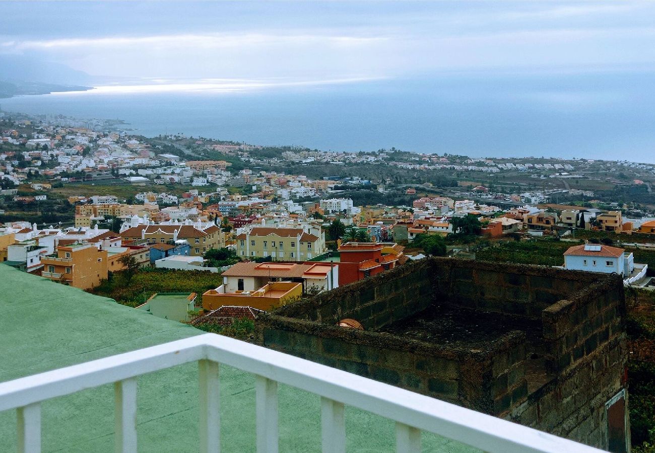 Casa en Santa Cruz de Tenerife - Live la Victoria Carril Casa acogedora con terraza 