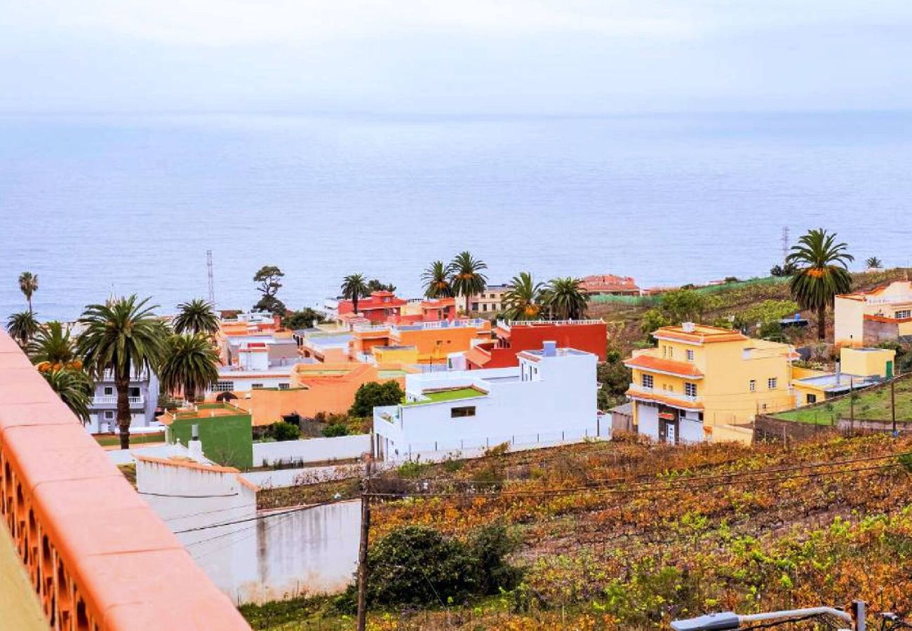 Casa en Santa Cruz de Tenerife - Live la Victoria Carril Casa acogedora con terraza 