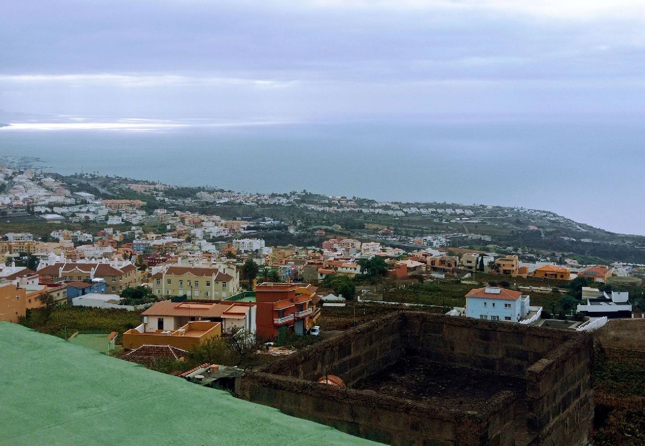 Casa en Santa Cruz de Tenerife - Live la Victoria Carril Casa acogedora con terraza 