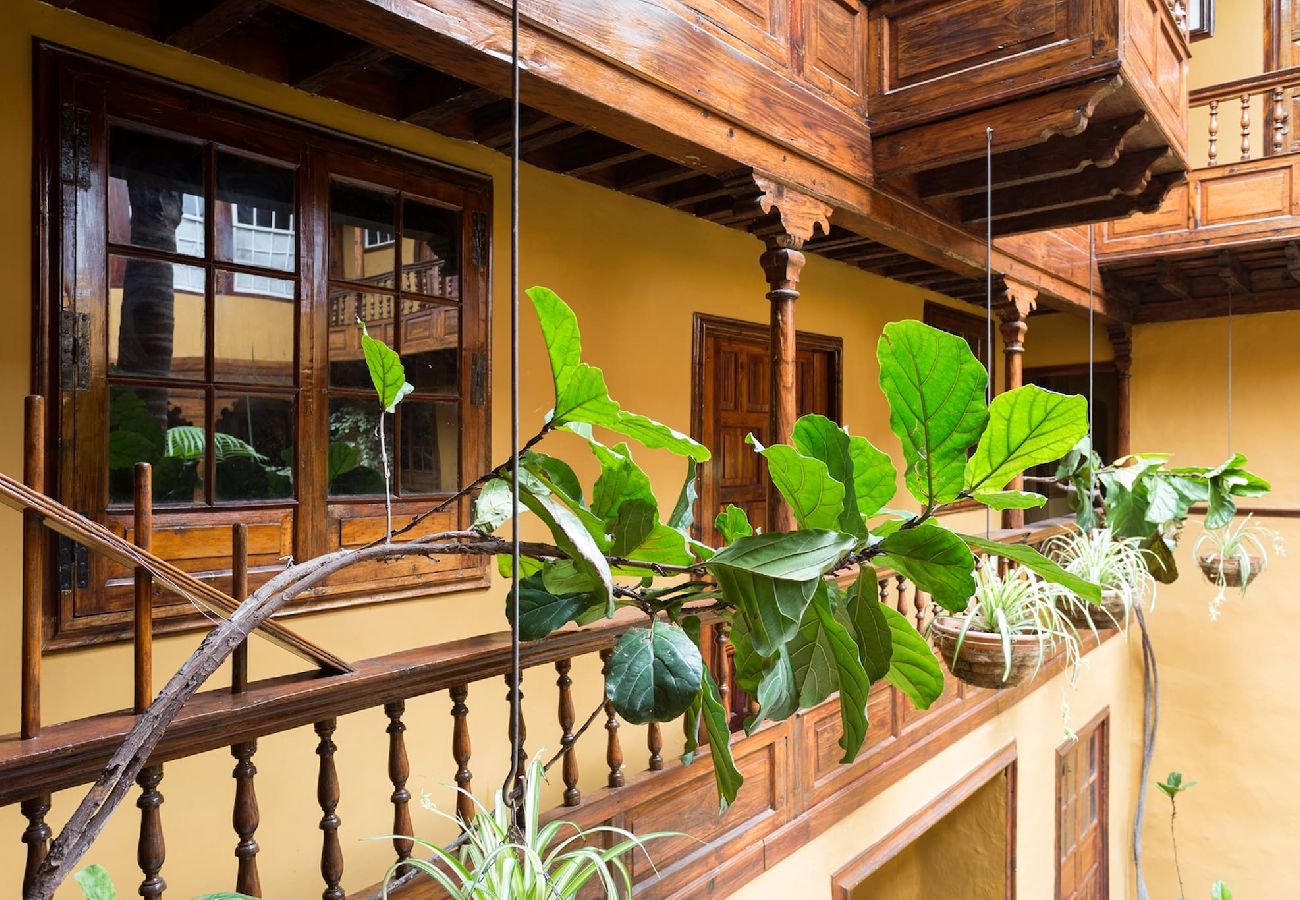 Apartamento en La Orotava - Live Orotava Casa antigua Patrimonio nacional 