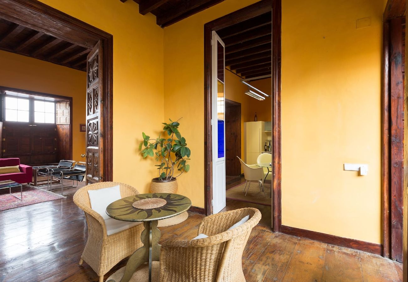 Apartamento en La Orotava - Live Orotava Casa antigua Patrimonio nacional 