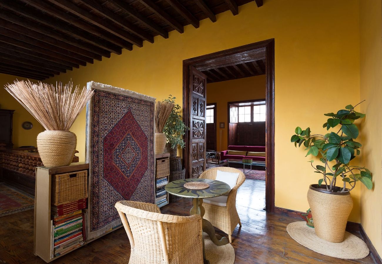 Apartamento en La Orotava - Live Orotava Casa antigua Patrimonio nacional 