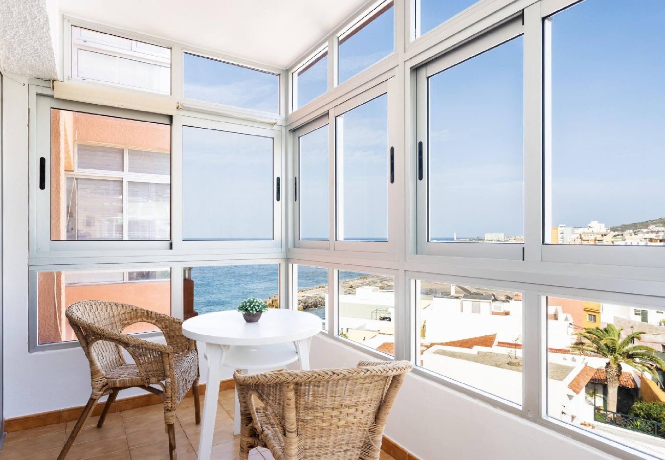 Apartamento en Bajamar - Live Bajamar Luna c/ Balcón y Vistas al Mar 