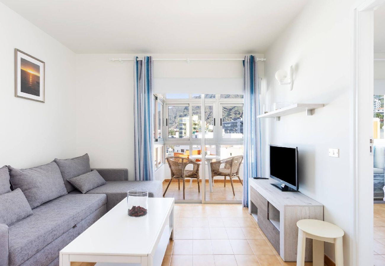 Apartamento en Bajamar - Live Bajamar Luna c/ Balcón y Vistas al Mar 