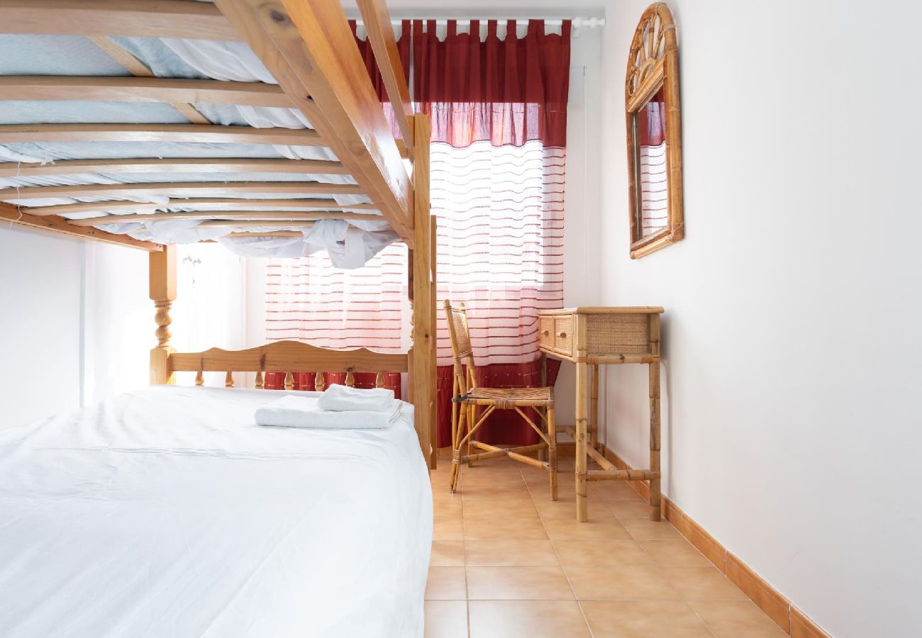 Apartamento en Bajamar - Live Bajamar Luna c/ Balcón y Vistas al Mar 