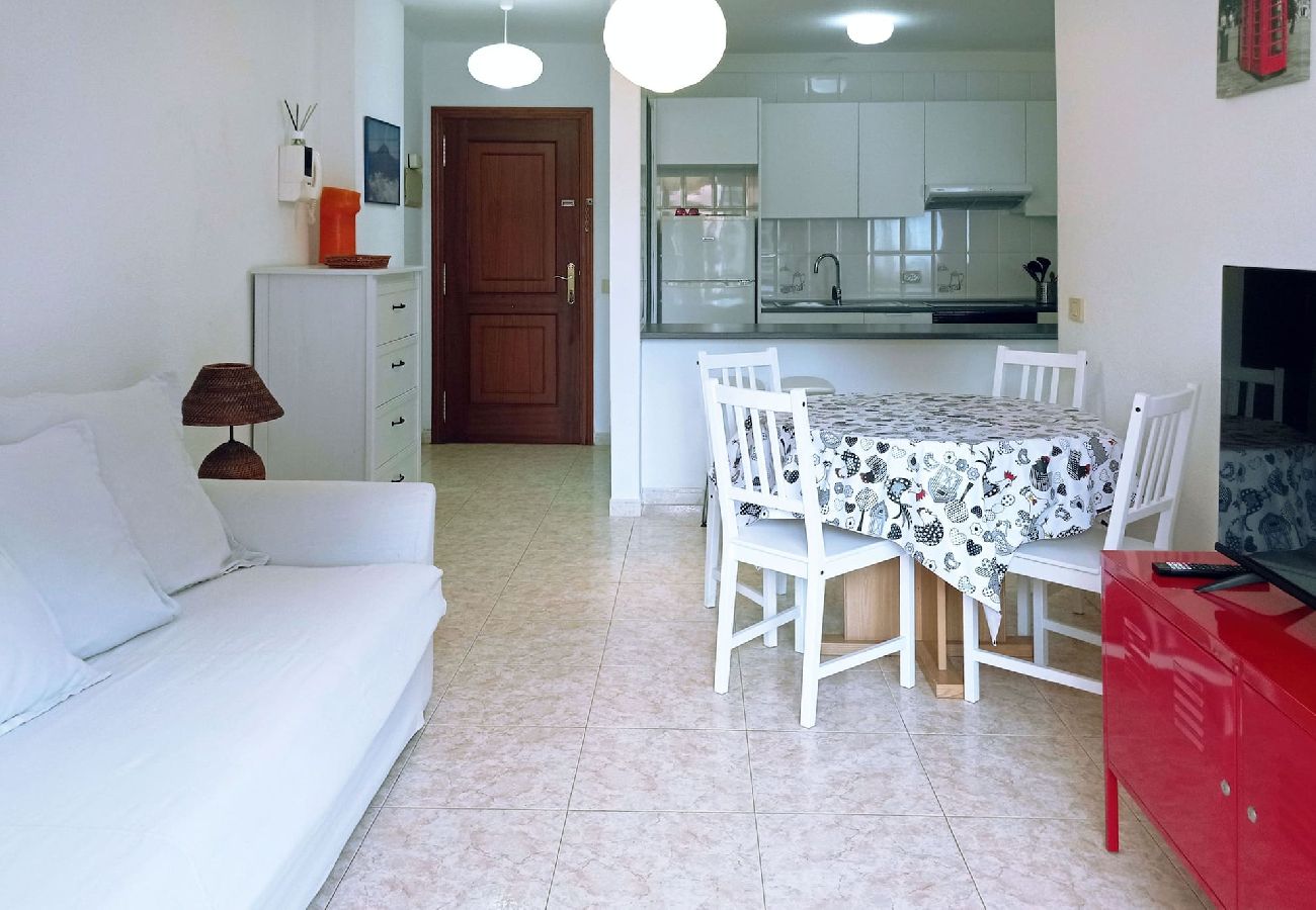 Apartamento en Candelaria - Live Candelaria Alsaca con Balcón y Vista al Mar 