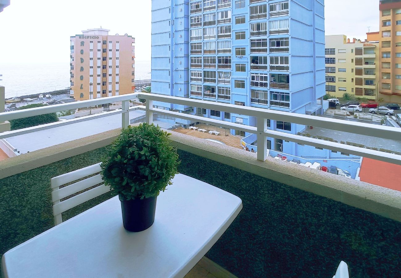 Apartamento en Candelaria - Live Candelaria Alsaca con Balcón y Vista al Mar 