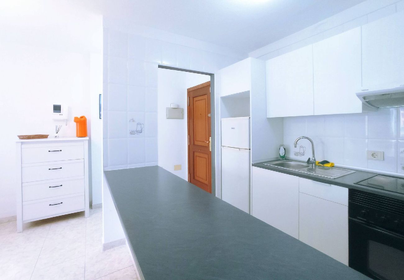 Apartamento en Candelaria - Live Candelaria Alsaca con Balcón y Vista al Mar 