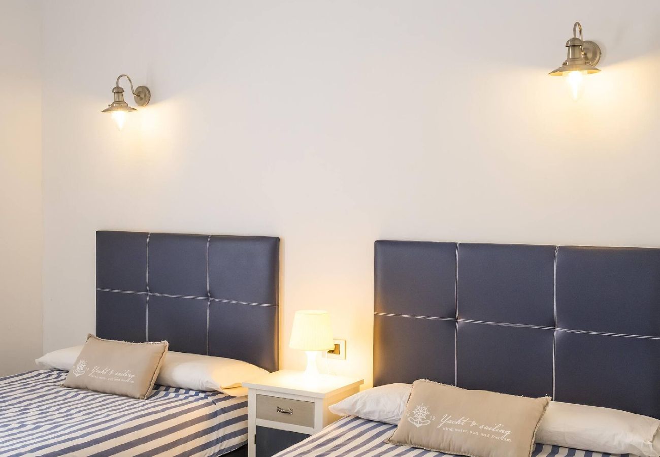 Apartamento en Santa Cruz de Tenerife - LIVE TAJAO BEACH 2BD 