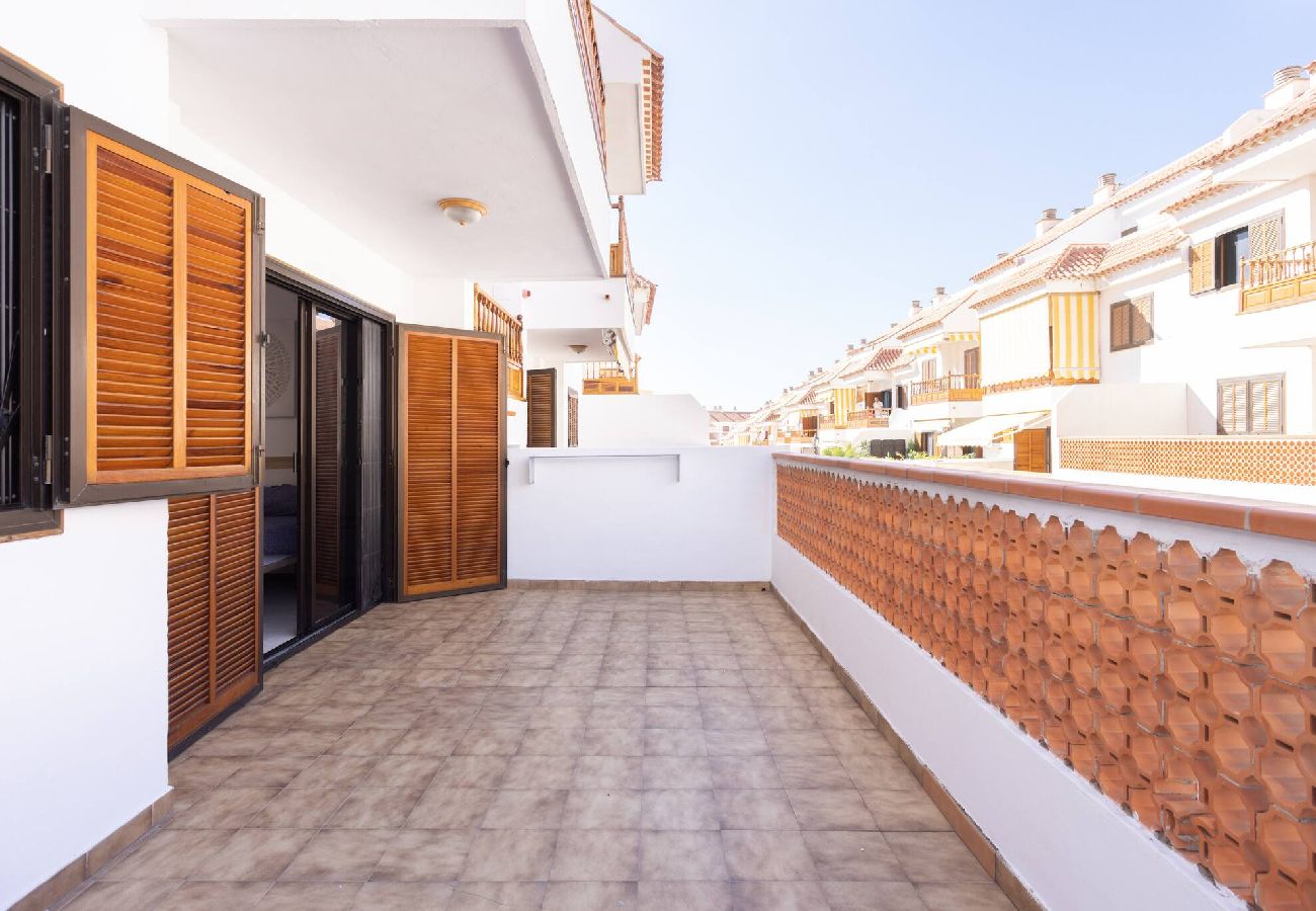 Apartamento en Arona - Live Cardon las Americas con piscina y terraza 