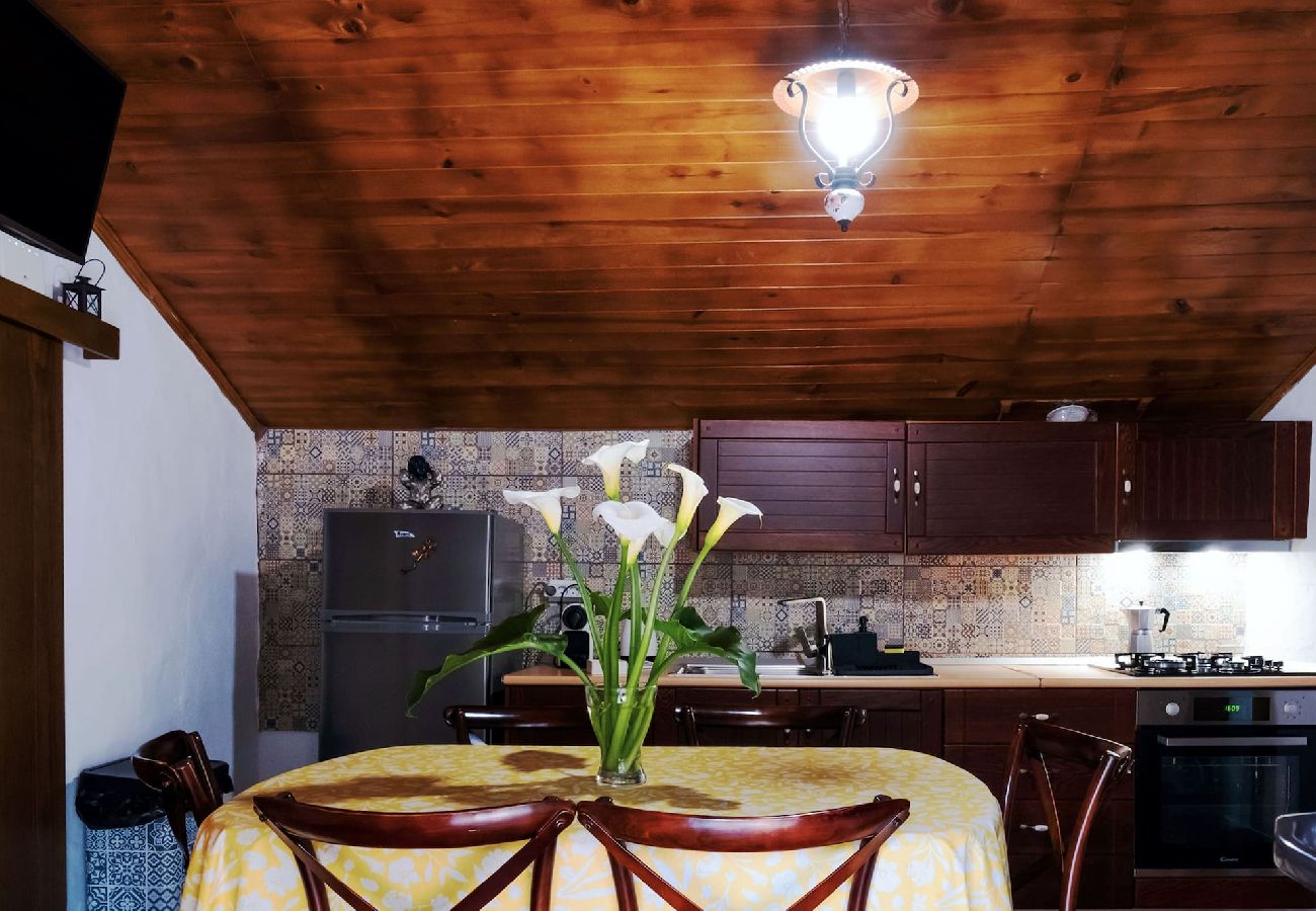 Casa en Buenavista del Norte - Live Buenavista El Palmar casa con jardin 