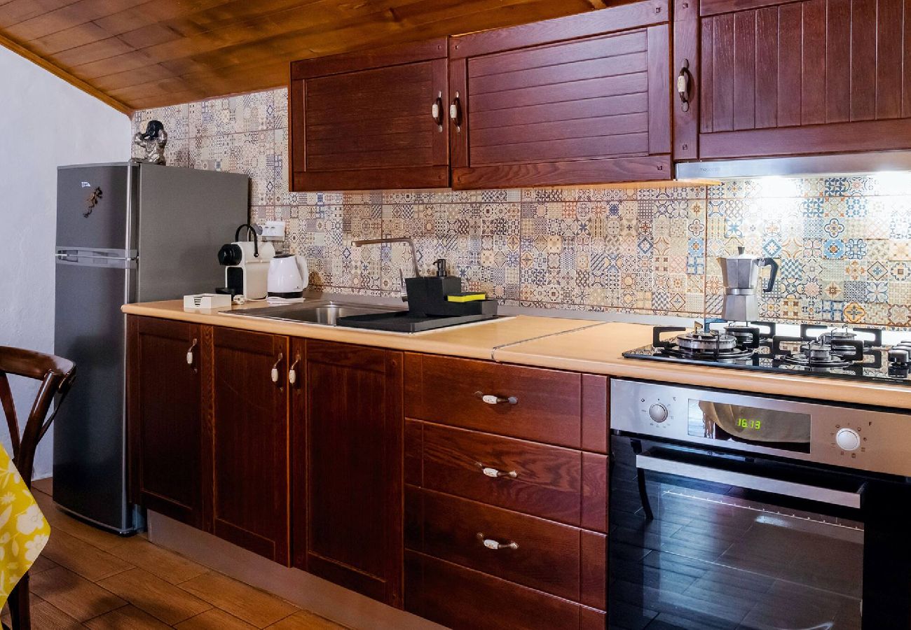 Casa en Buenavista del Norte - Live Buenavista El Palmar casa con jardin 