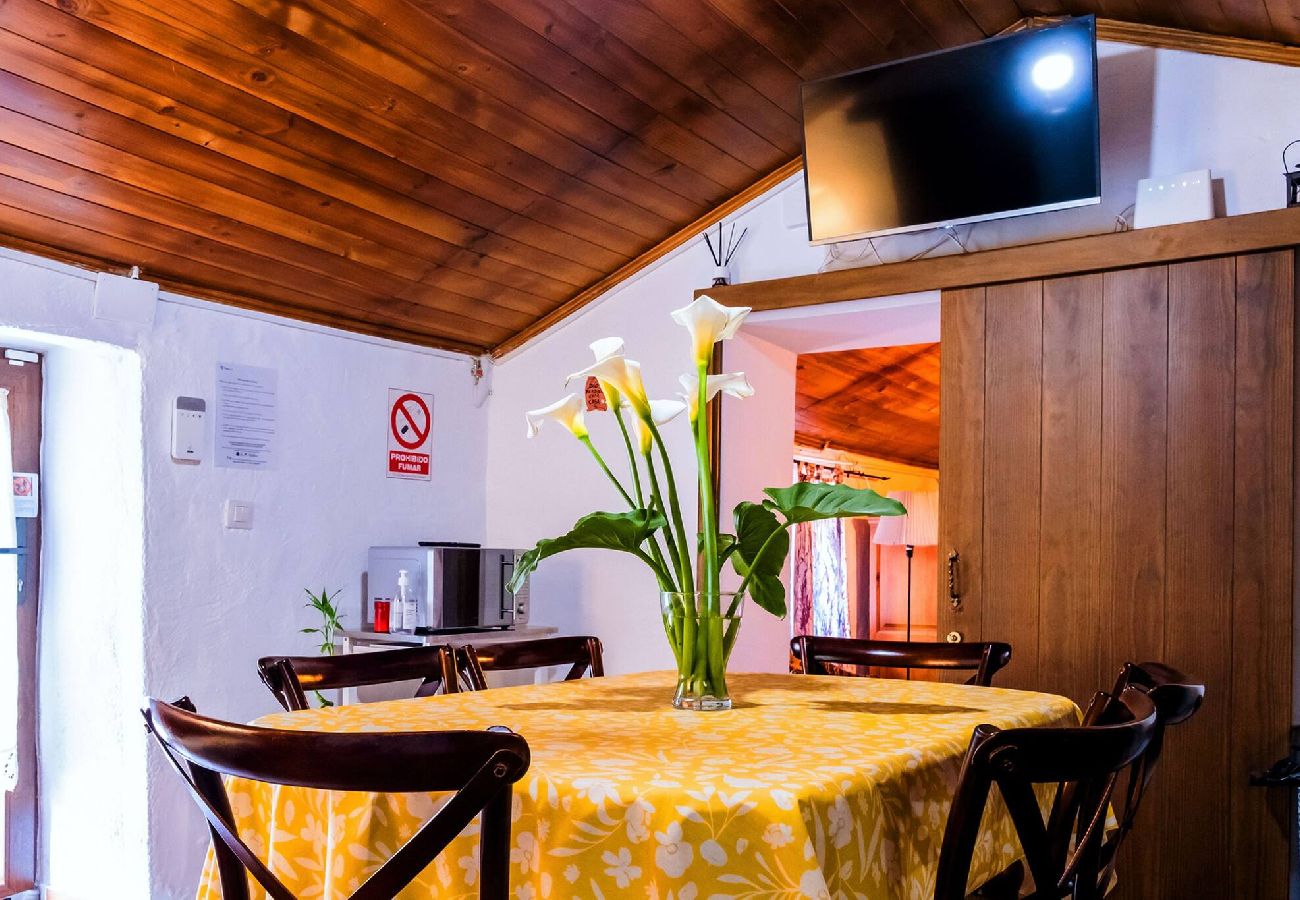 Casa en Buenavista del Norte - Live Buenavista El Palmar casa con jardin 