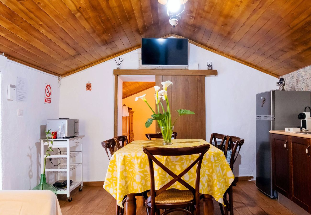 Casa en Buenavista del Norte - Live Buenavista El Palmar casa con jardin 