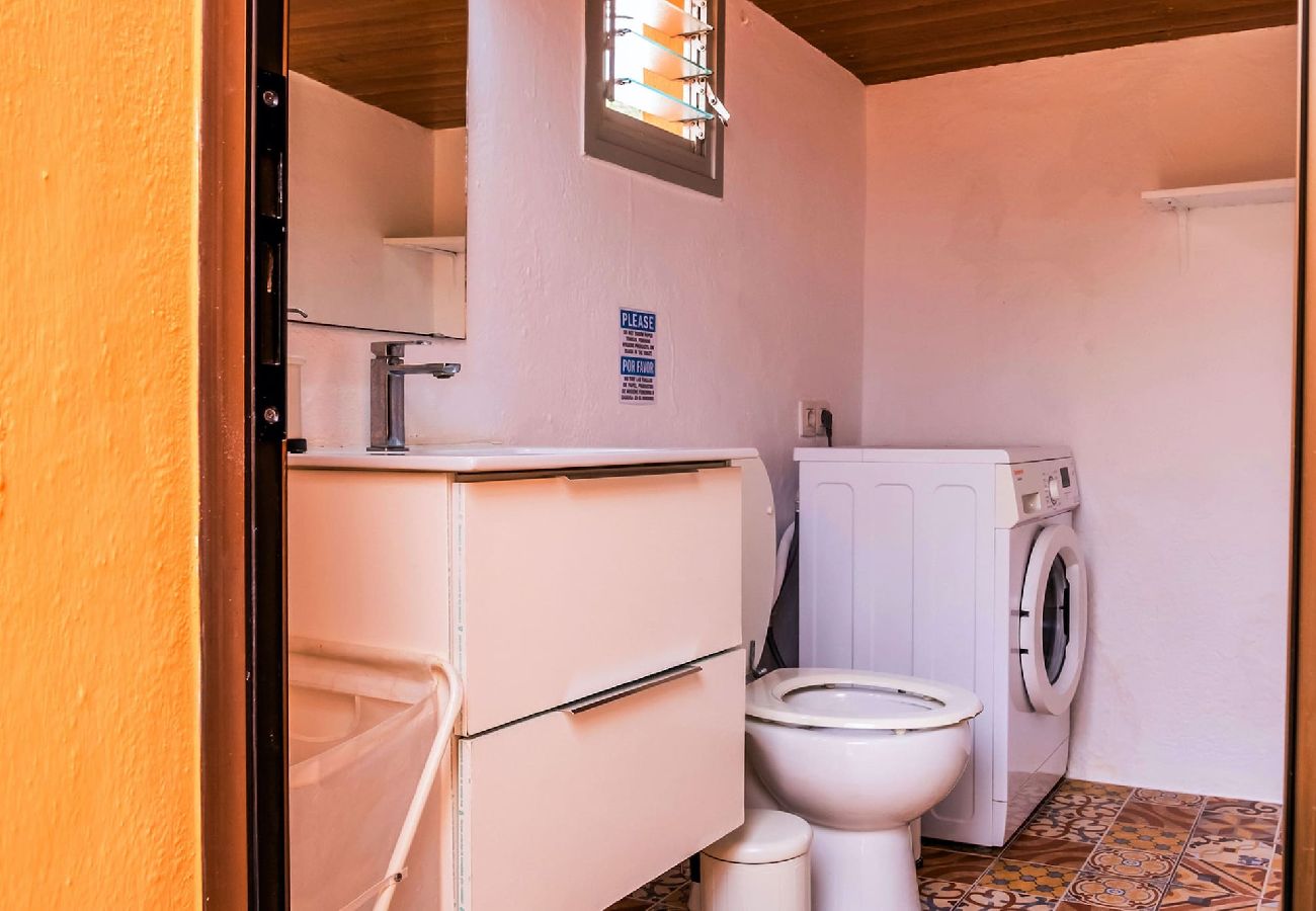 Casa en Buenavista del Norte - Live Buenavista El Palmar casa con jardin 