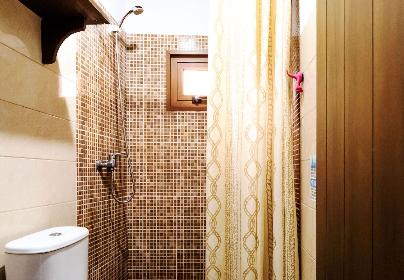 Casa en Buenavista del Norte - Live Buenavista El Palmar casa con jardin 