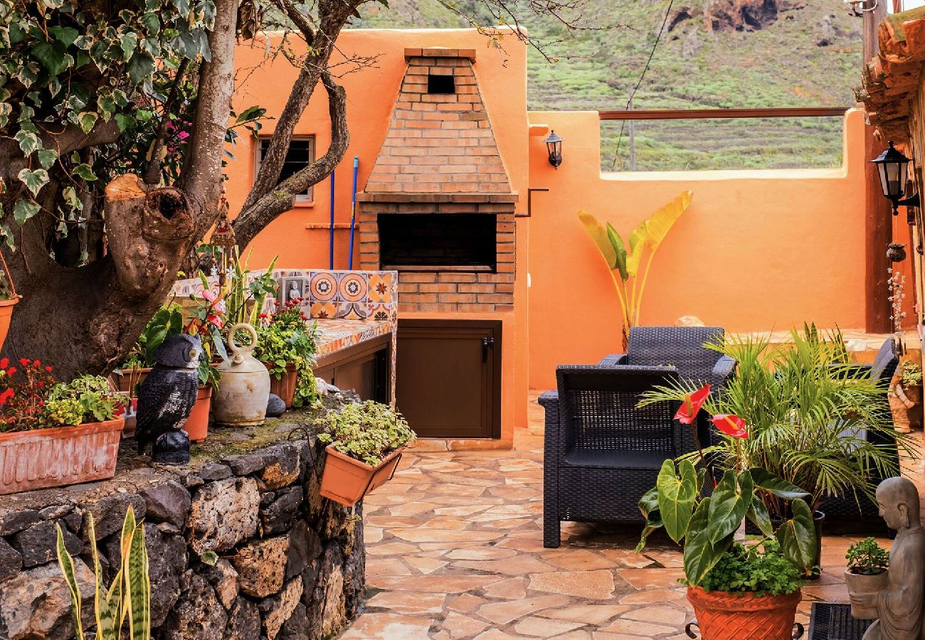 Casa en Buenavista del Norte - Live Buenavista El Palmar casa con jardin 