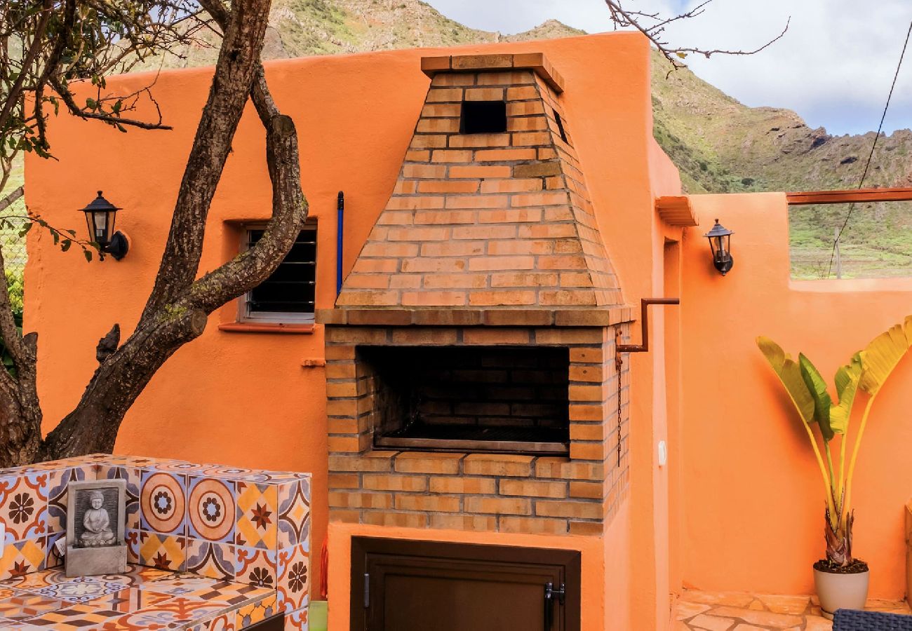 Casa en Buenavista del Norte - Live Buenavista El Palmar casa con jardin 