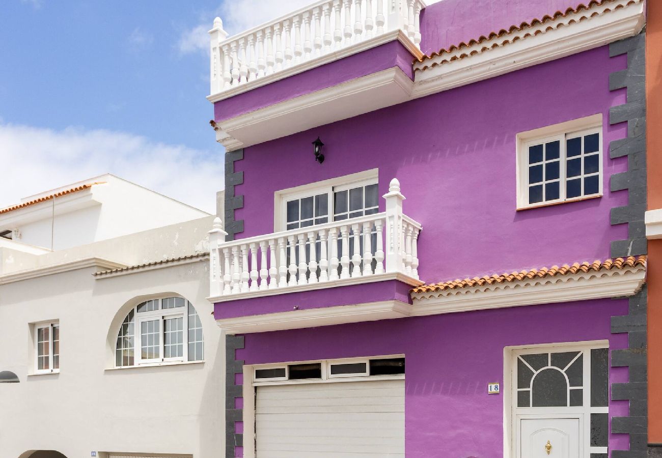Apartamento en Icod de los Vinos - Live Icod Buen Paso casa con terraza y barbacoa 