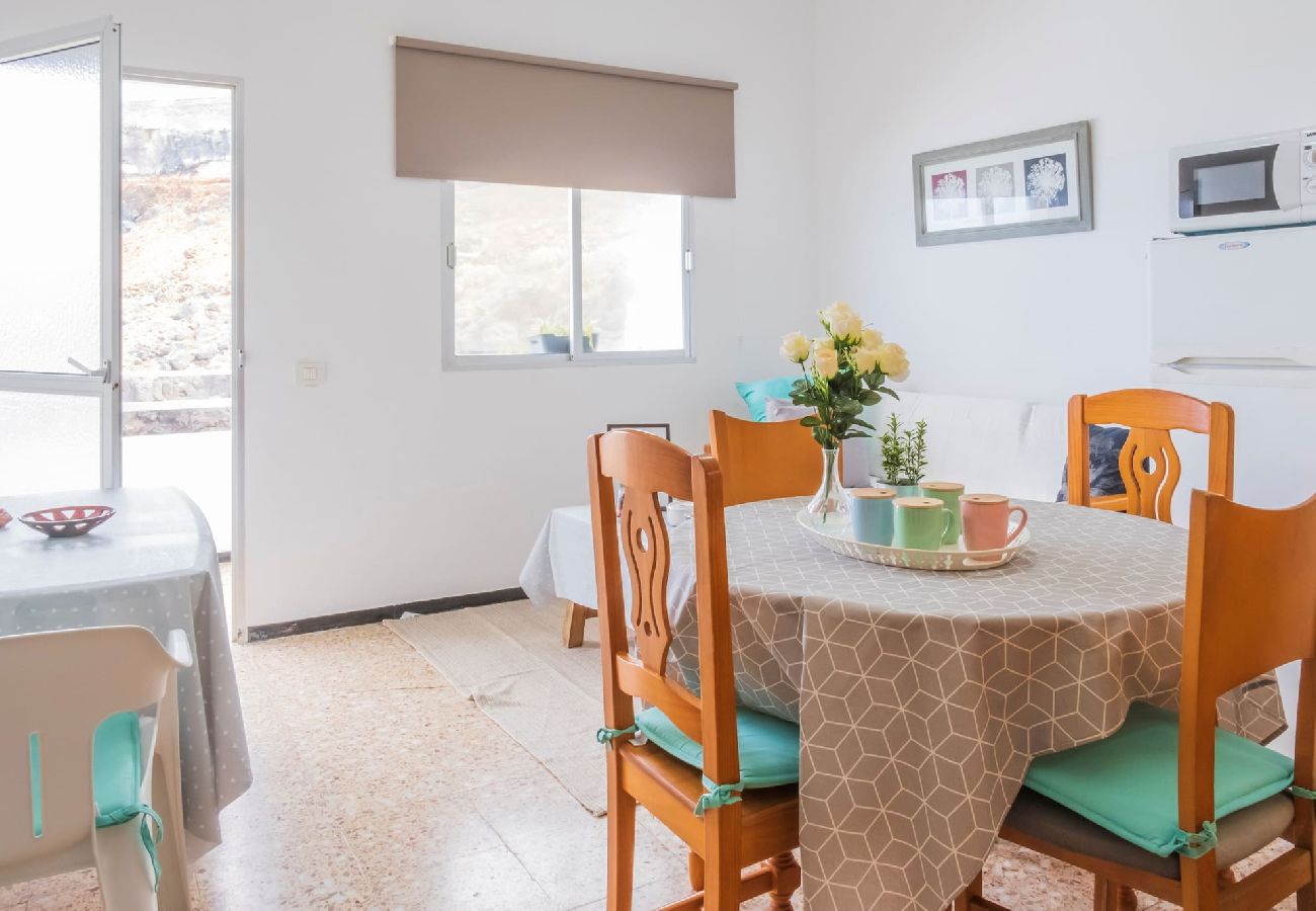 Apartamento en San Cristobal de La Laguna - Live Tenerife La Barranquera con vistas al mar 