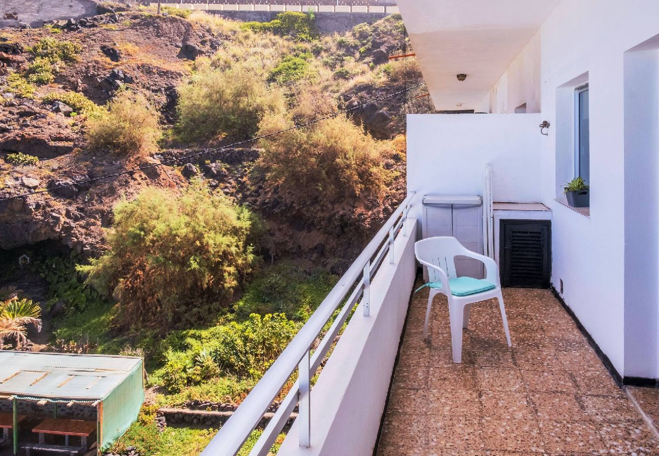 Apartamento en San Cristobal de La Laguna - Live Tenerife La Barranquera con vistas al mar 