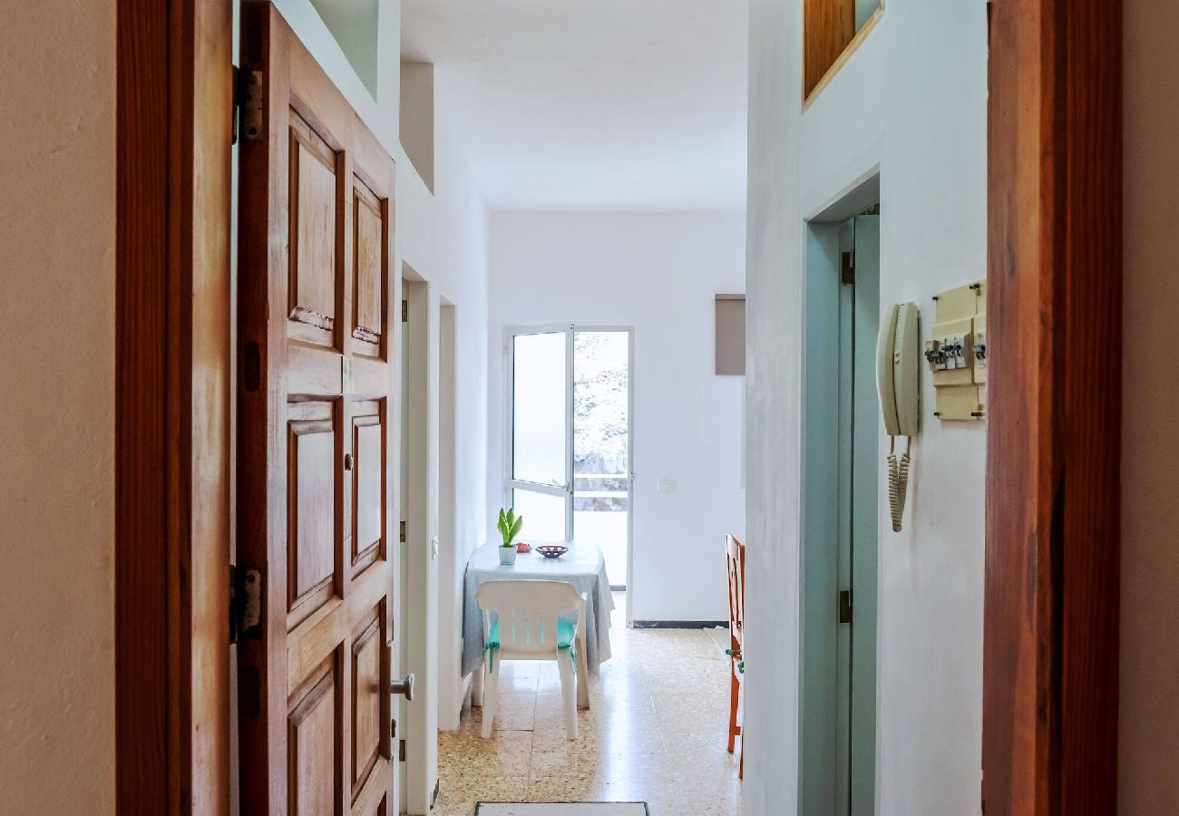 Apartamento en San Cristobal de La Laguna - Live Tenerife La Barranquera con vistas al mar 