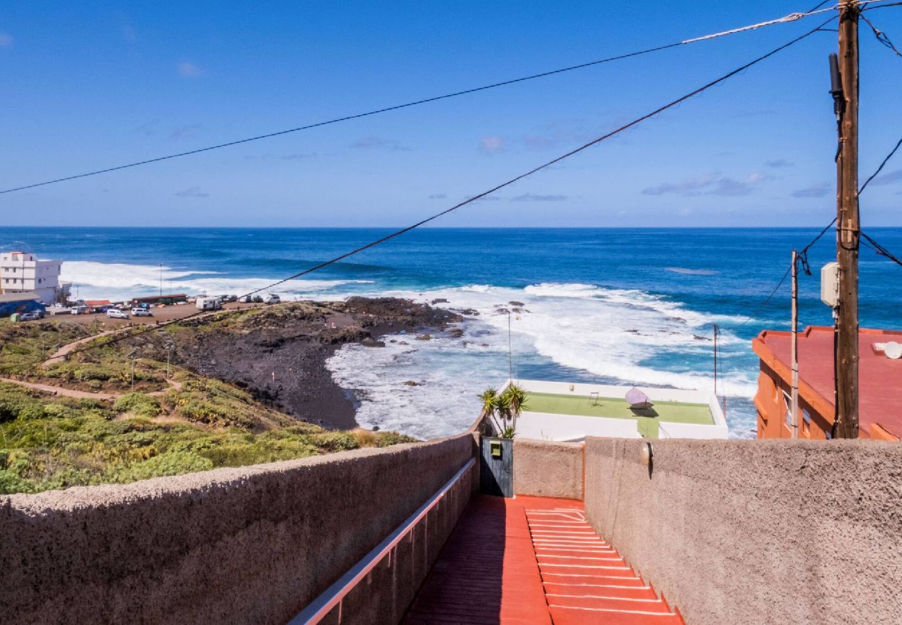 Apartamento en San Cristobal de La Laguna - Live Tenerife La Barranquera con vistas al mar 