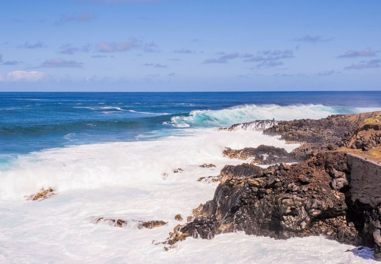 Apartamento en San Cristobal de La Laguna - Live Tenerife La Barranquera con vistas al mar 