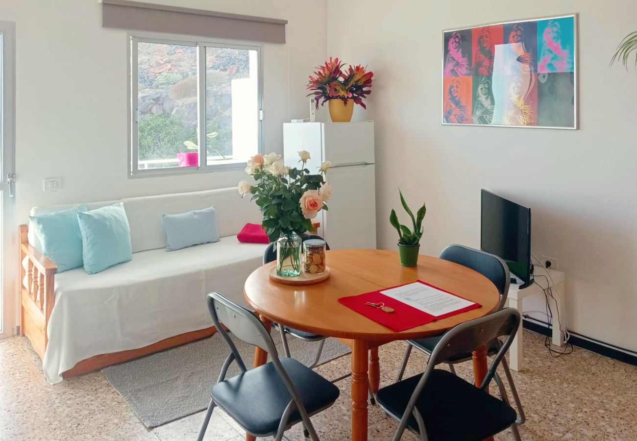 Apartamento en San Cristobal de La Laguna - Live Tenerife La Barranquera con vistas al mar 