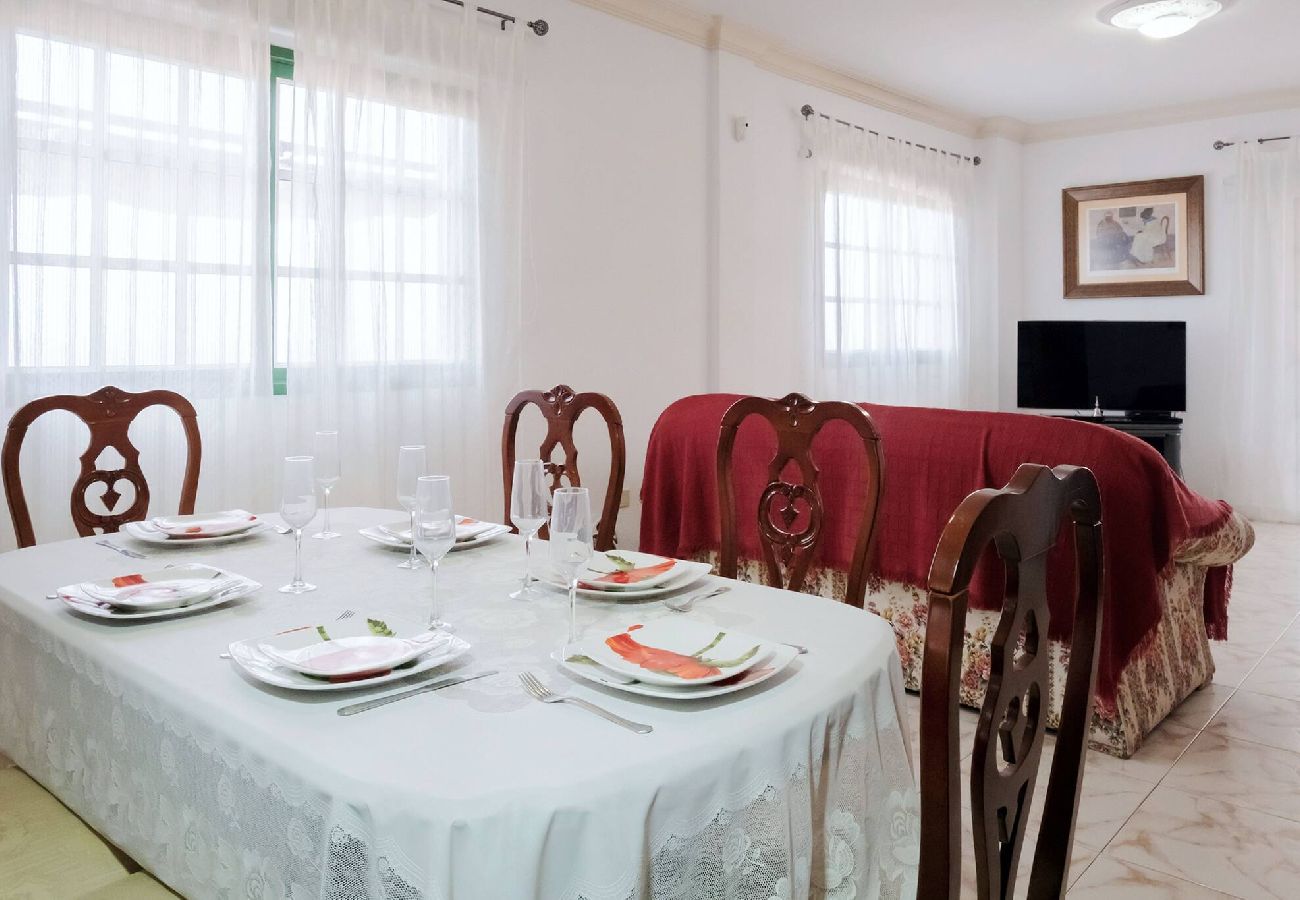 Apartamento en Candelaria - -
