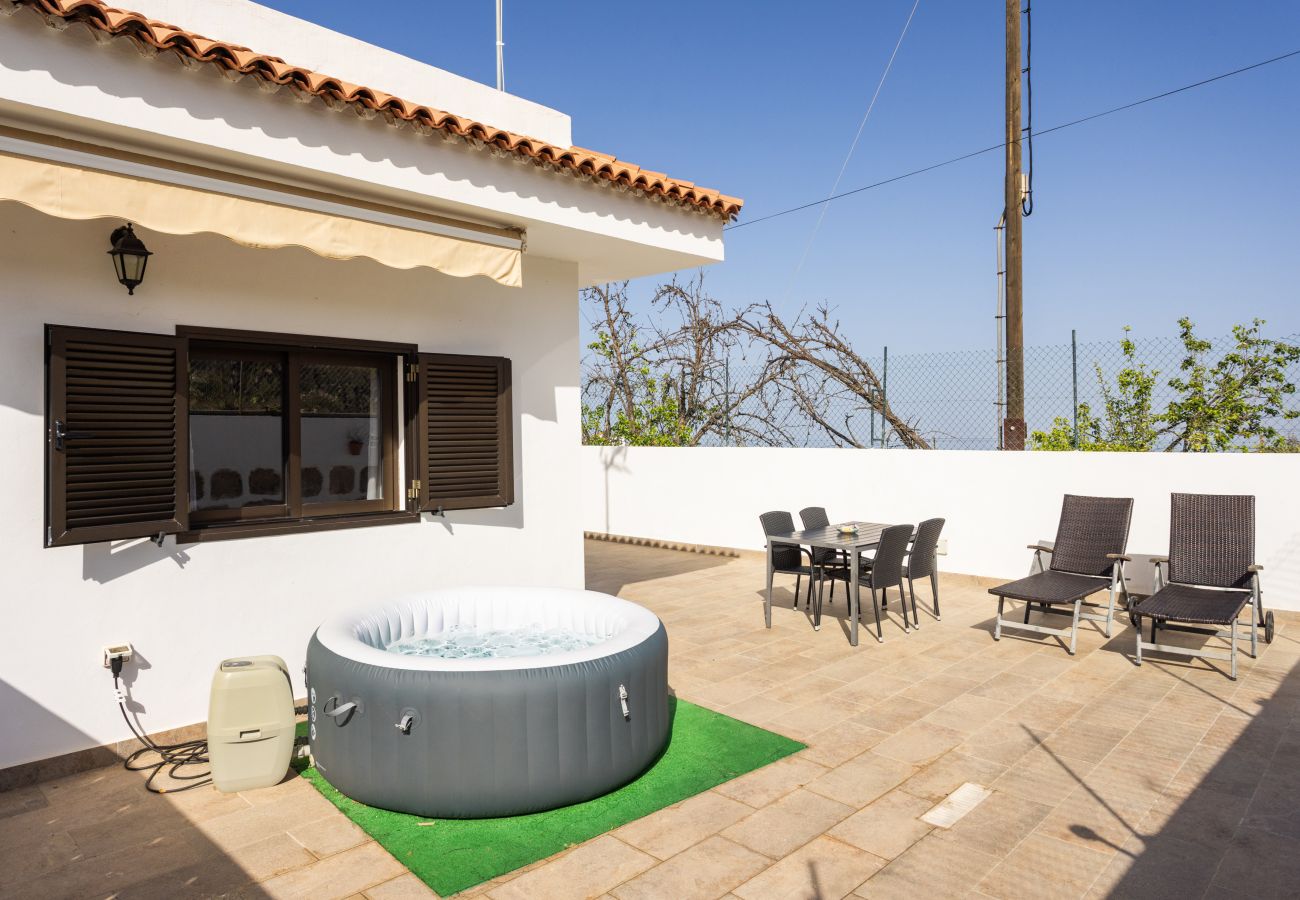 Casa en Adeje - Live Adeje Taucho Relax Place with Terrace