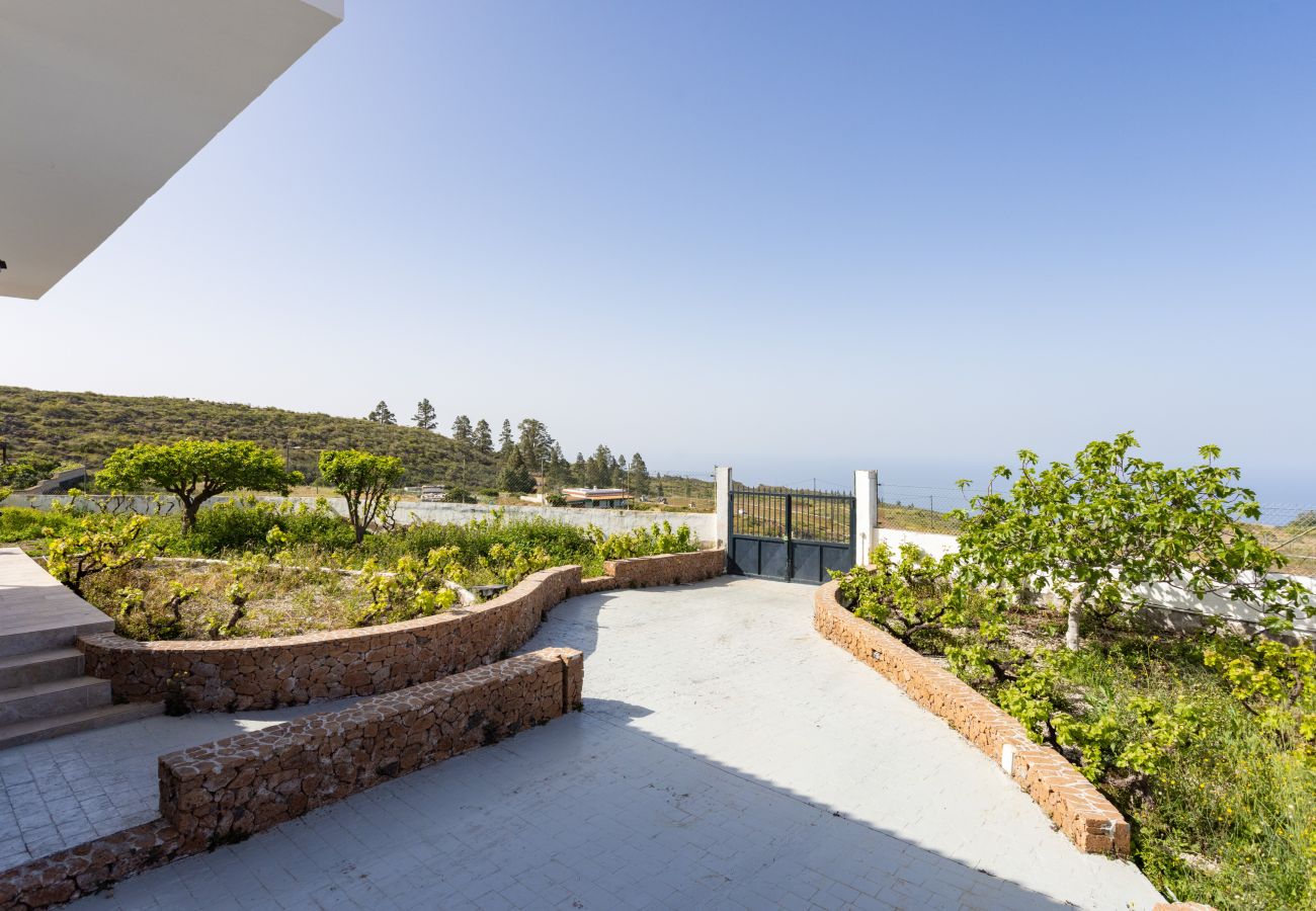 Casa en Adeje - Live Adeje Taucho Relax Place with Terrace