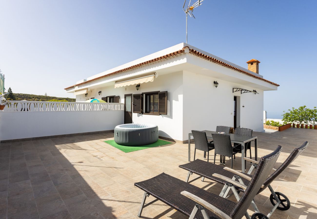 Casa en Adeje - Live Adeje Taucho Relax Place with Terrace