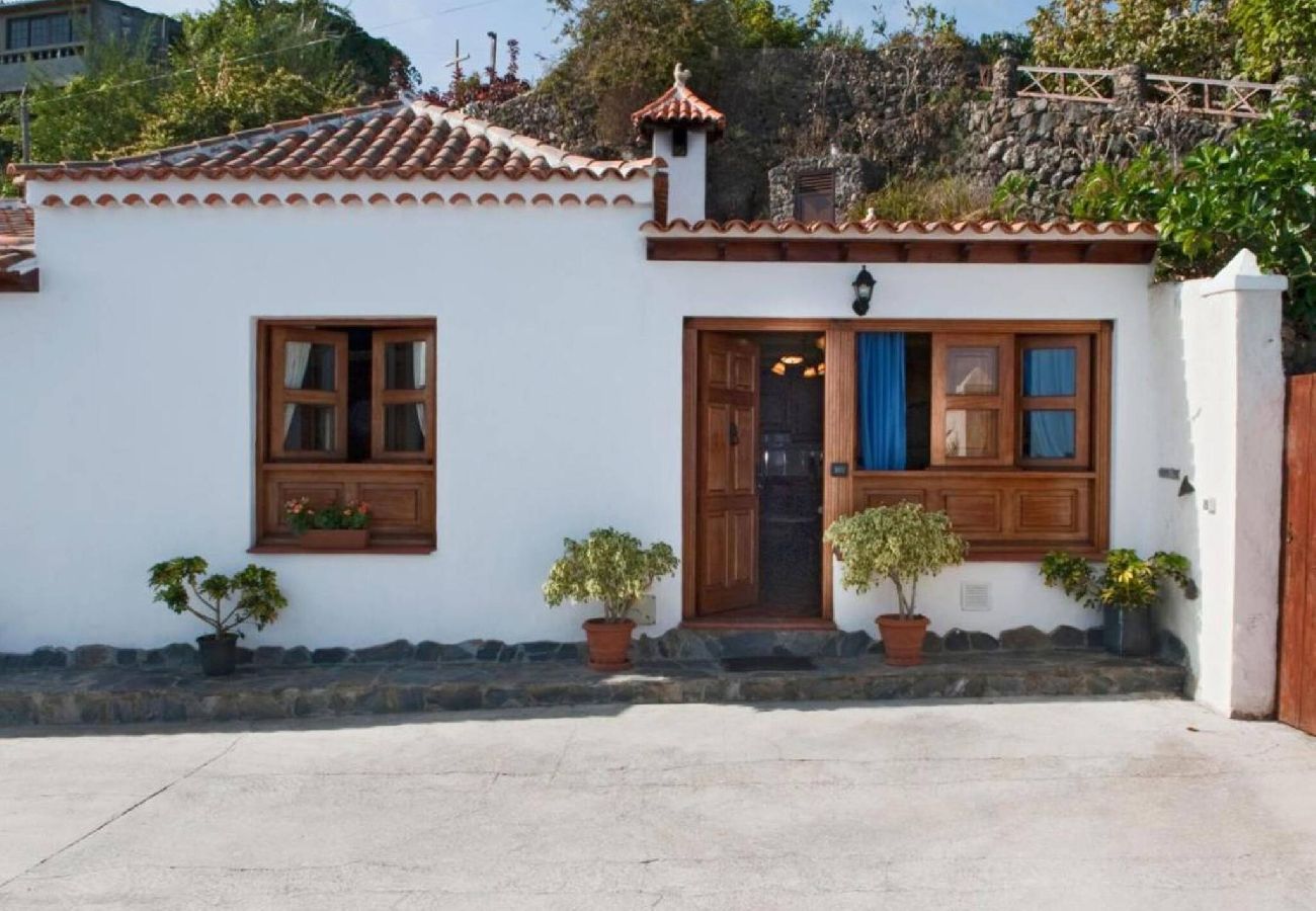 Casa en Icod de los Vinos -  Live Icod la Furnia 1