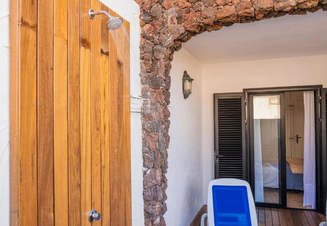 Casa en Poris de Abona - Live Poris Begonia 87 con terraza y vista al mar 