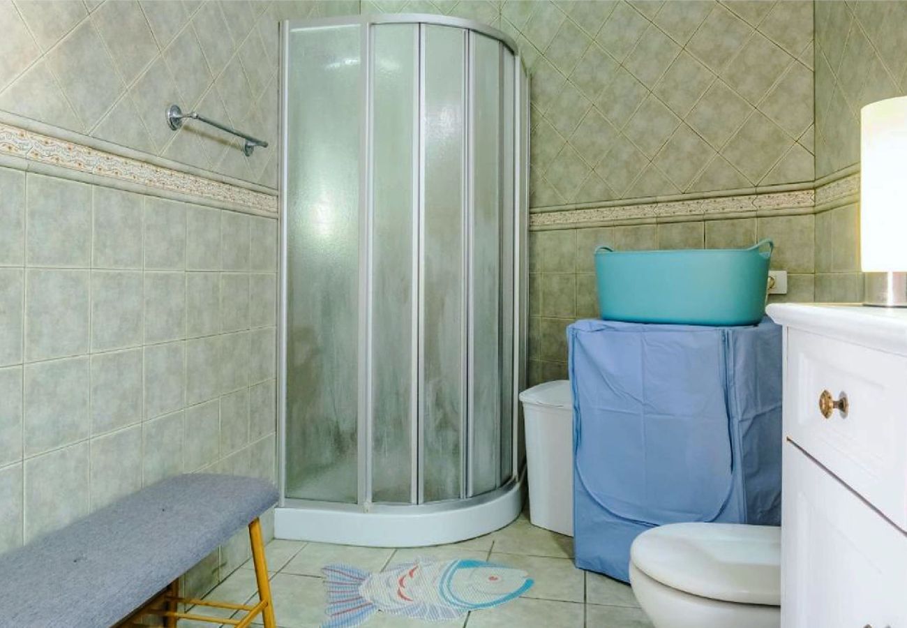 Casa en Poris de Abona - Live Poris Begonia 87 con terraza y vista al mar 
