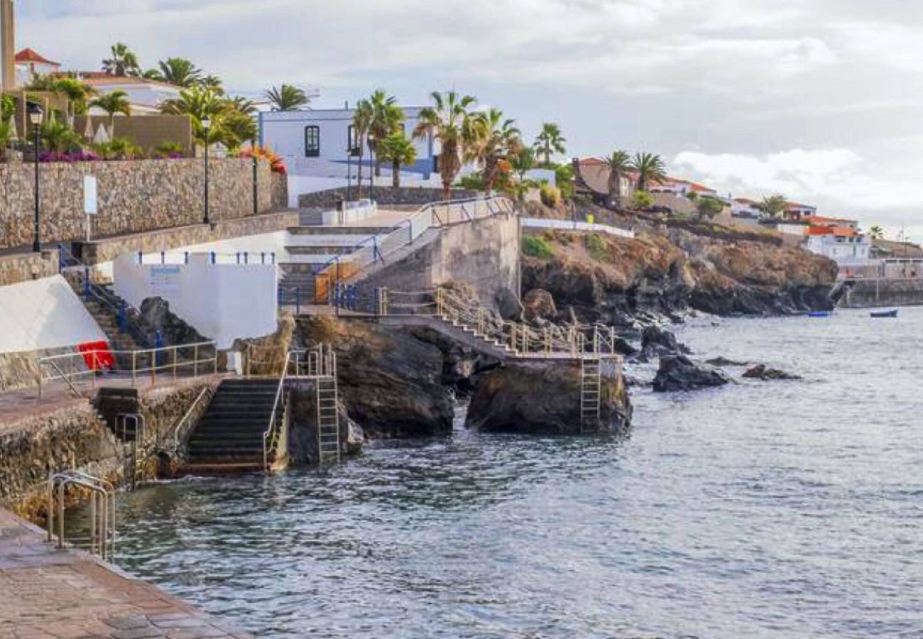 Casa en Poris de Abona - Live Poris Begonia 87 con terraza y vista al mar 