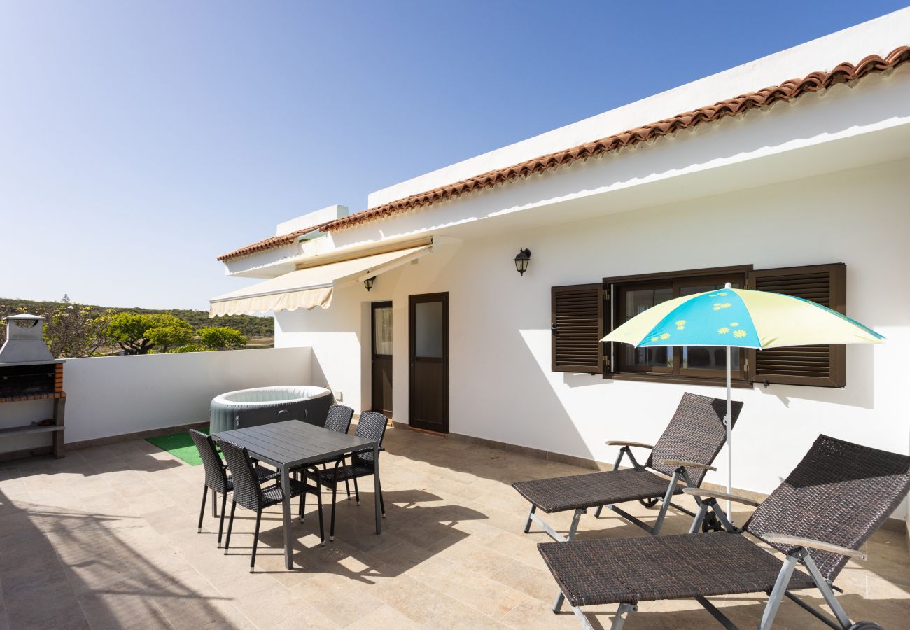 Villa en Adeje - Live Adeje Ifonche Relax Place with Terrace 