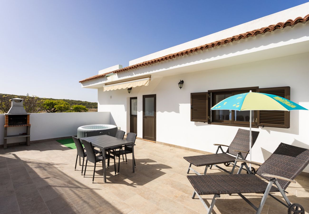 Villa en Adeje - Live Adeje Ifonche Relax Place with Terrace 