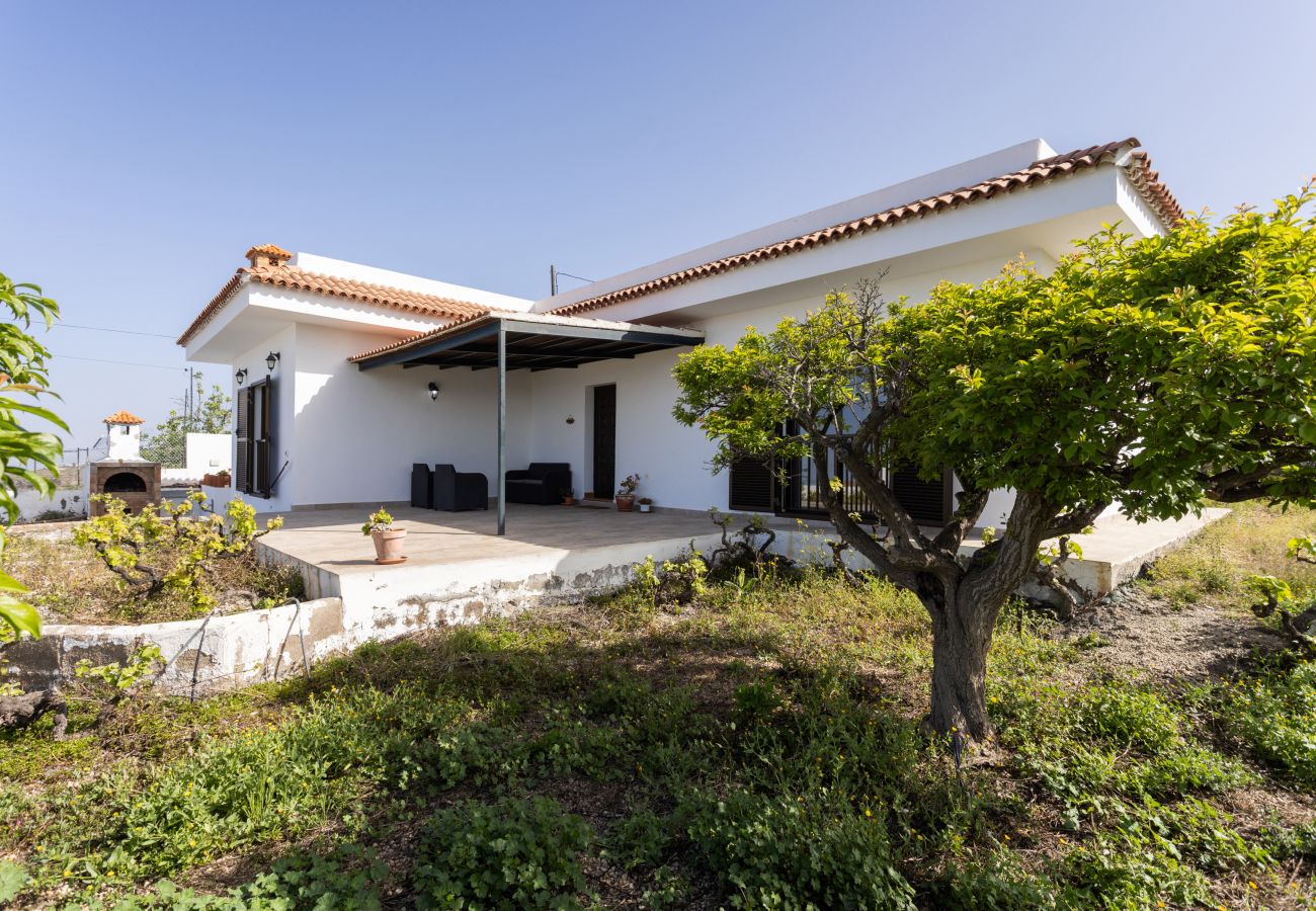 Villa en Adeje - Live Adeje Ifonche Relax Place with Terrace 