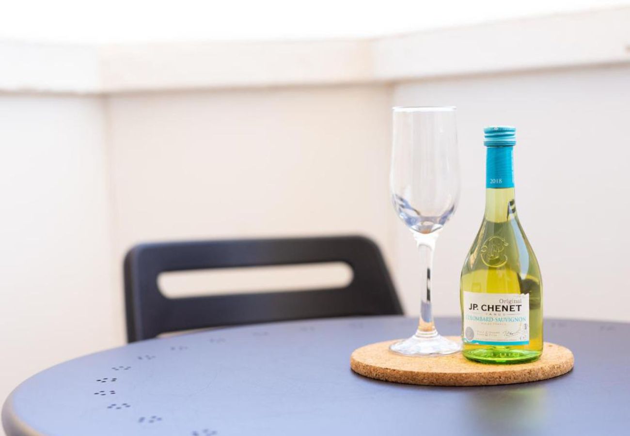 Apartamento en Playa de Las Americas - Live Americas Beach pool