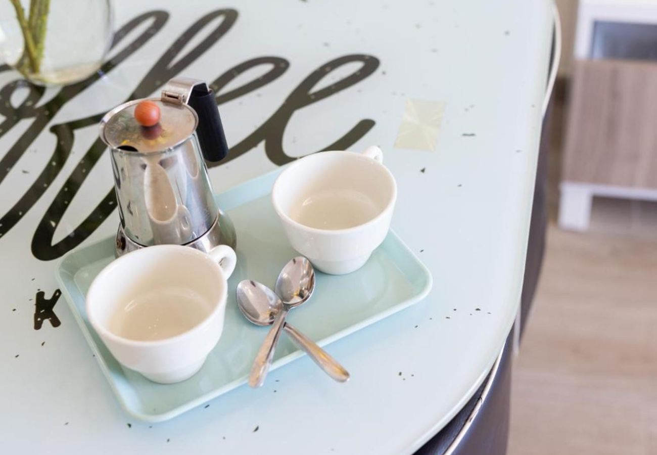 Apartamento en Playa de Las Americas - Live Americas Beach pool