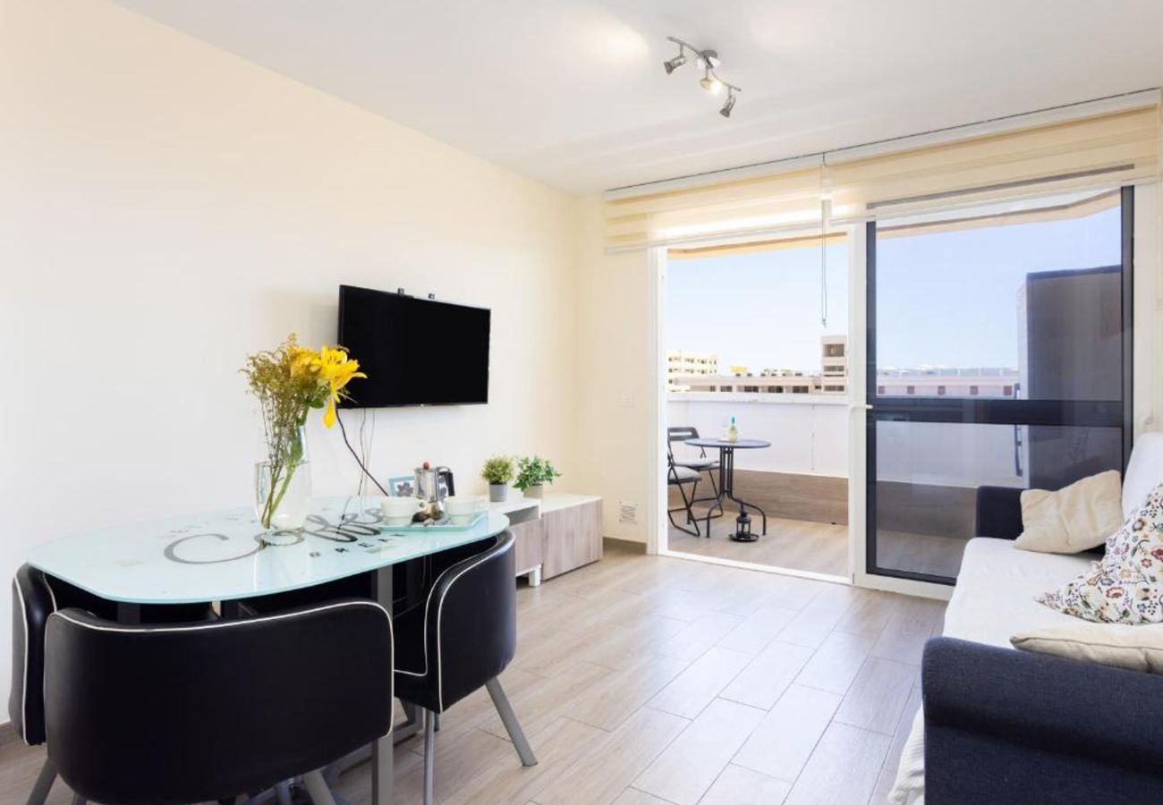 Apartamento en Playa de Las Americas - Live Americas Beach pool